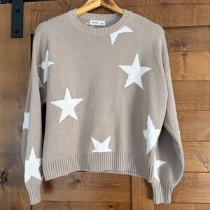 Hollister Star-Print Crewneck Sweater in Taupe and White